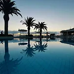 Paradise Beach Apartments